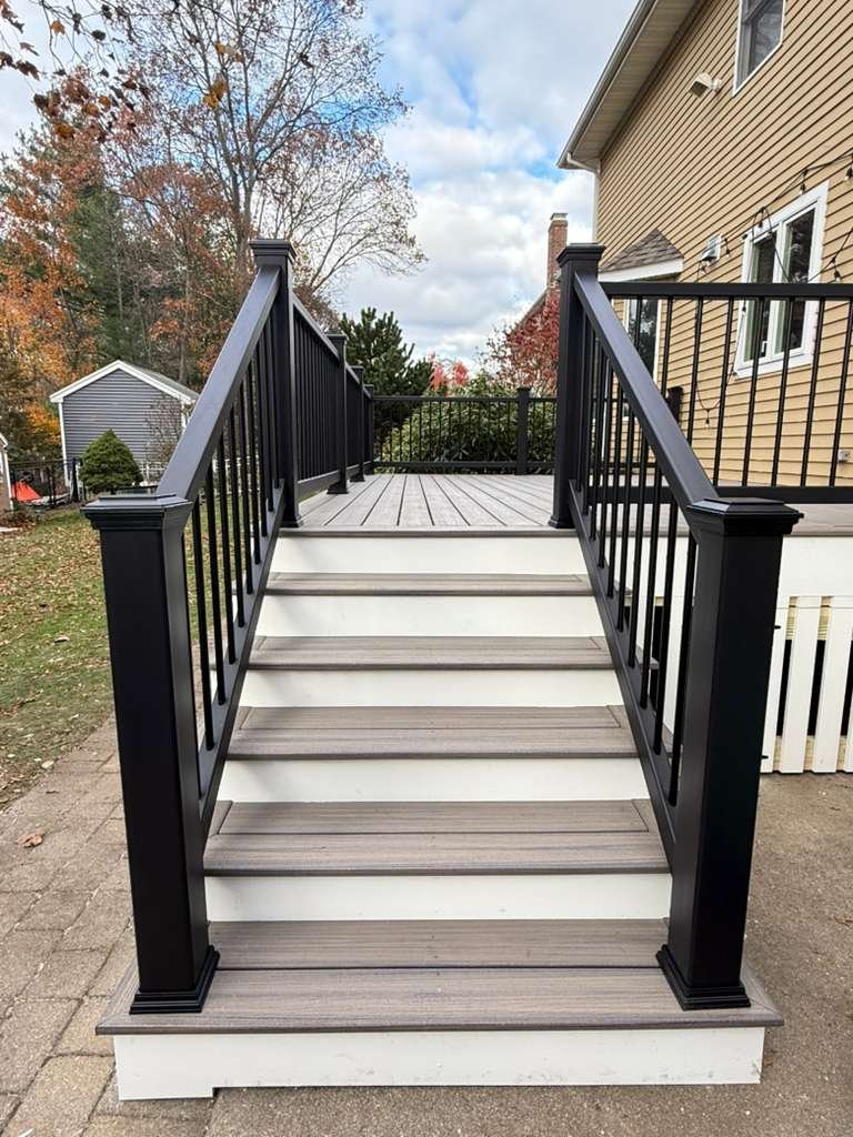 WhatsApp Image 2025-11-19 at 18.02.03 (1)